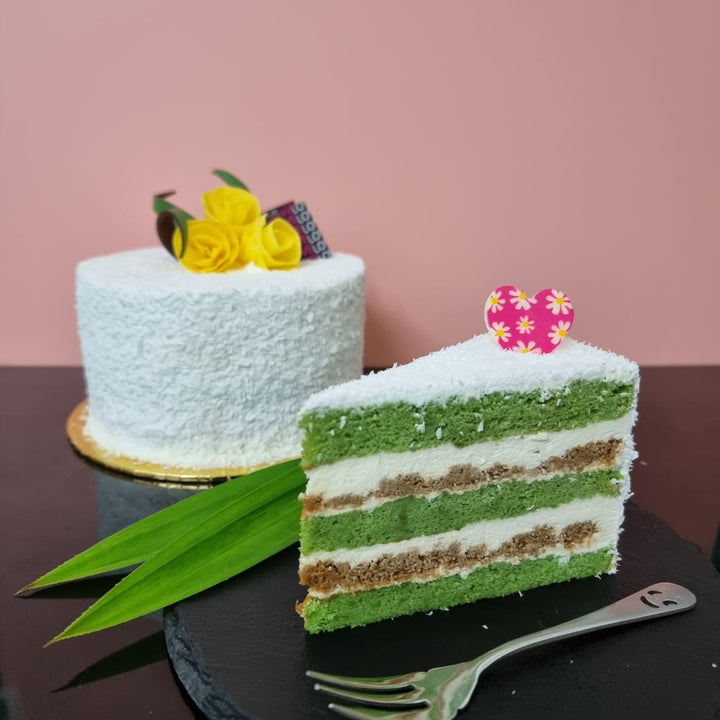 Ondeh Ondeh Cake (Pandan Coconut Cake) - Whole Cake (5-days Pre-order) - SK Homemade Cakes-Small 15cm--